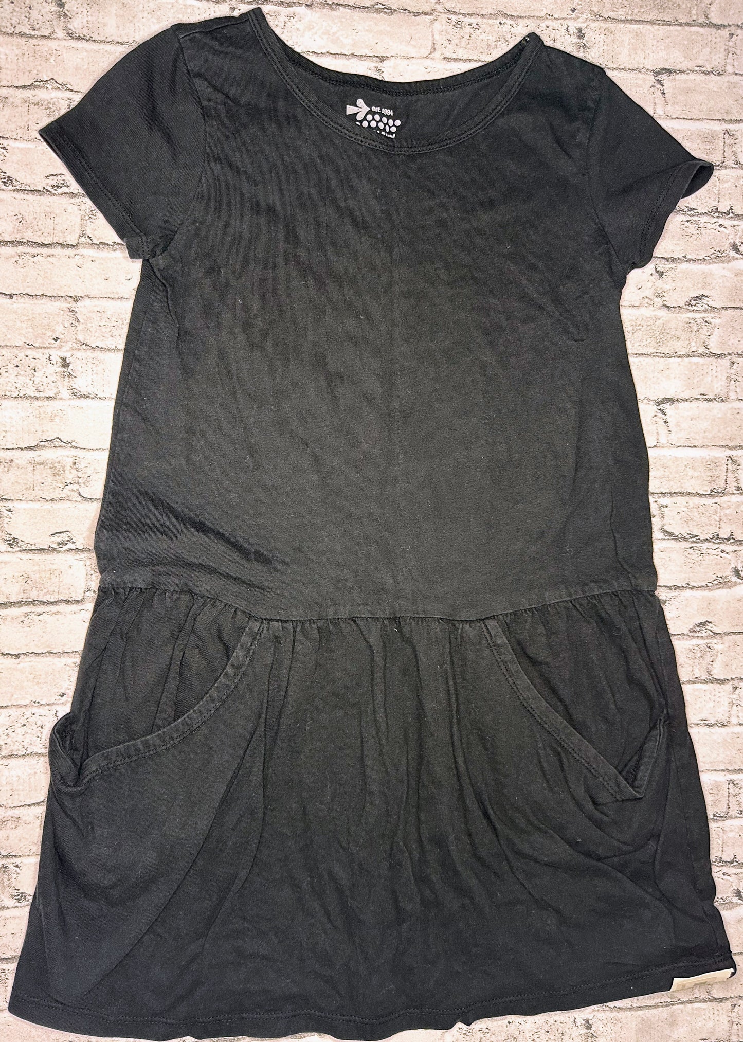Old Navy: Black Pocket Dress- 6/7