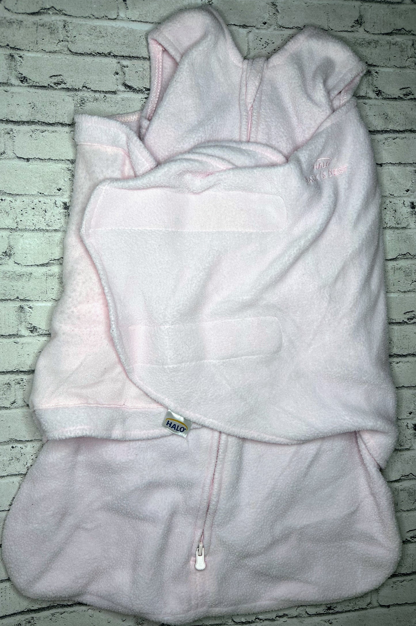 Halo: Pink Fleece Velcro/Zip Swaddle-Newborn
