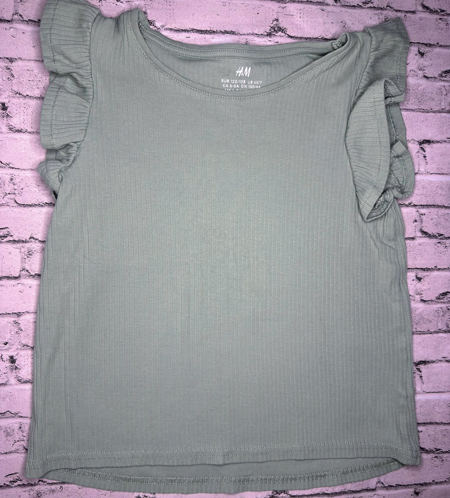 H&M: Green Ruffle Sleeve Top- 6/7