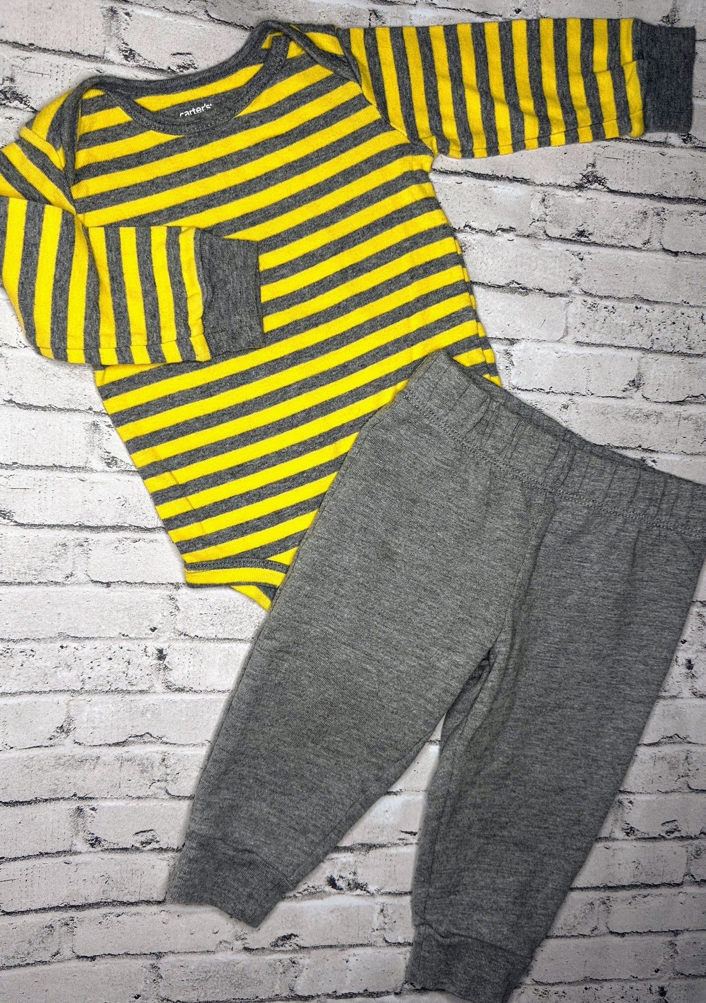 Carter’s: Yellow/Gray Stripe Set- 9m