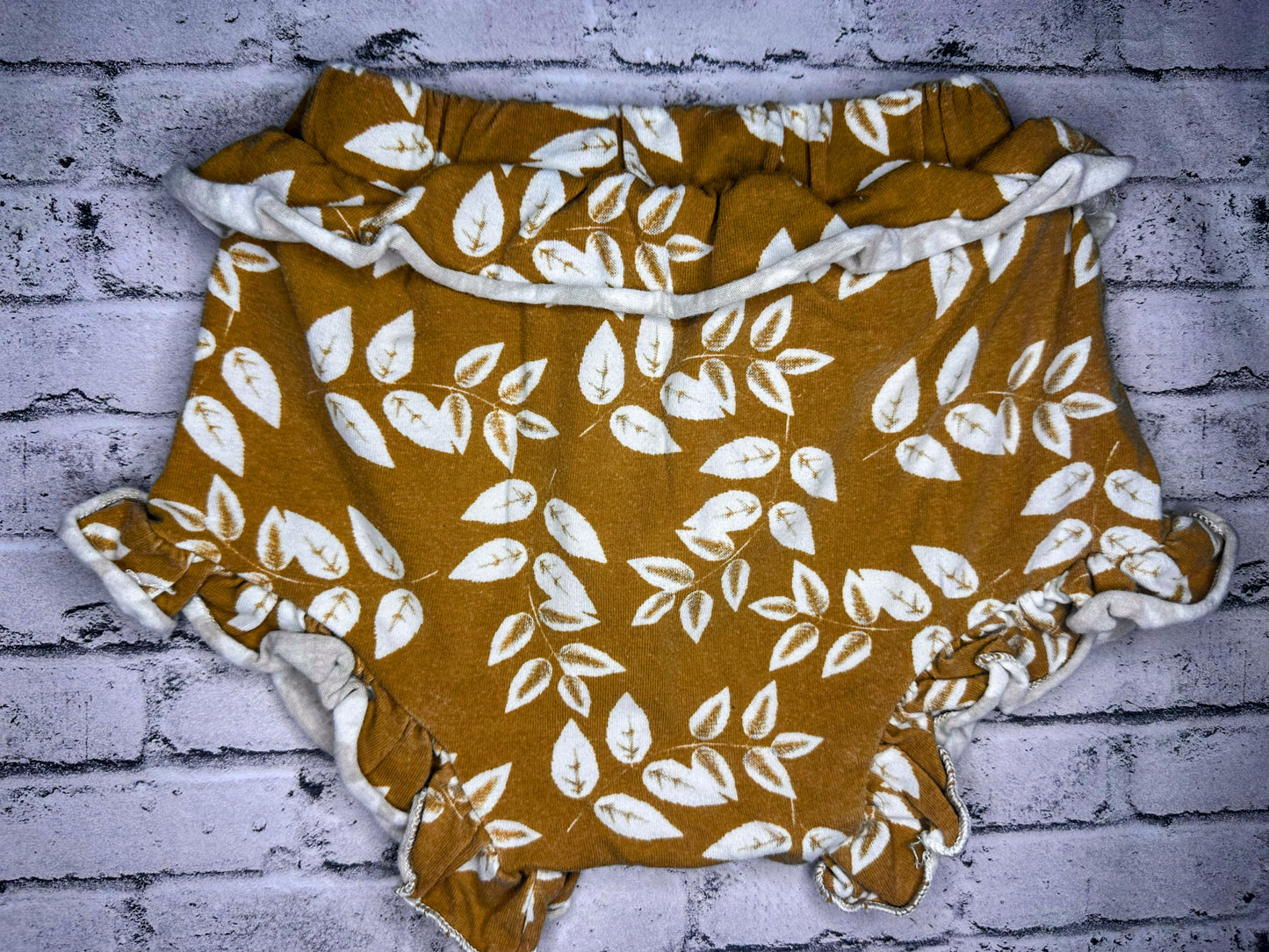 SHEIN: Tan Floral Shorts - 74uk(12m+)