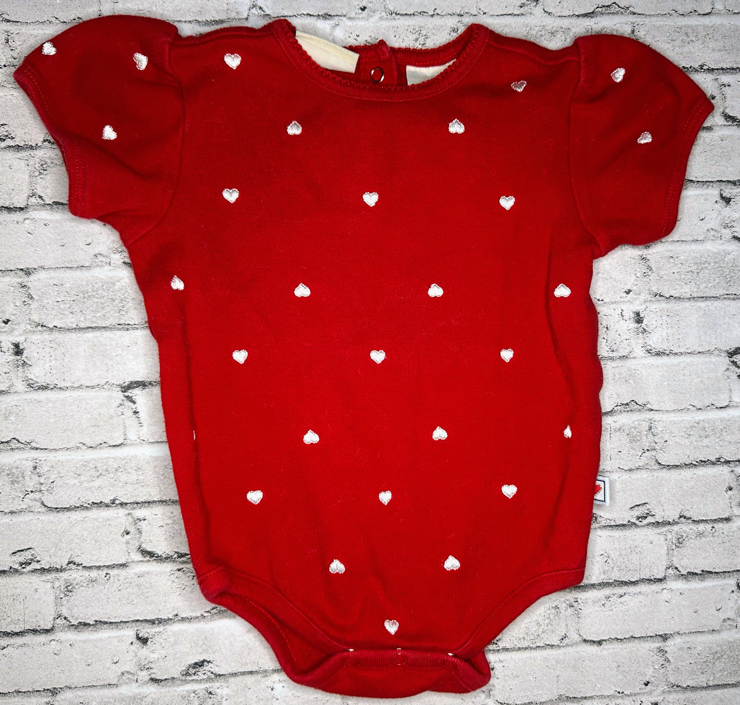 Faded Glory: Heart Bodysuit- 6/9m