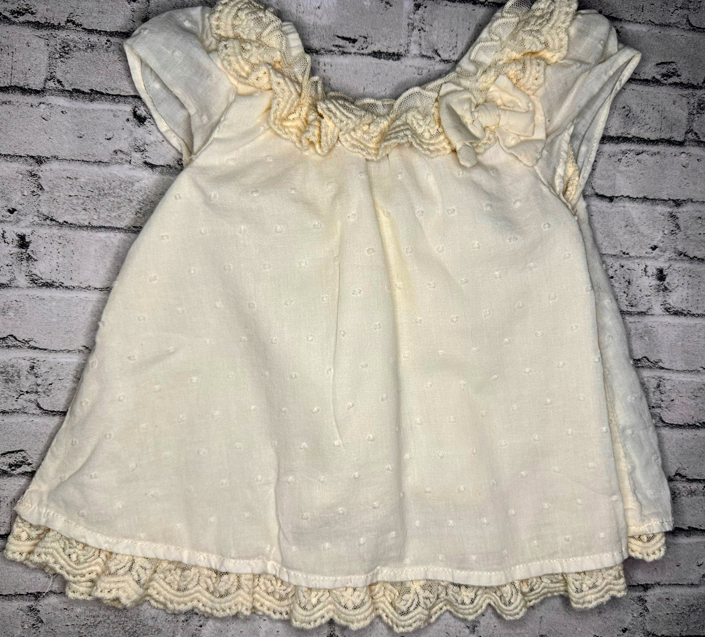 Cream Lace Top- 3/6m