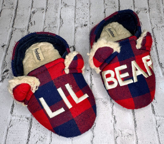 Dearfoams: Plaid “Lil Bear” Slippers - 7/8c