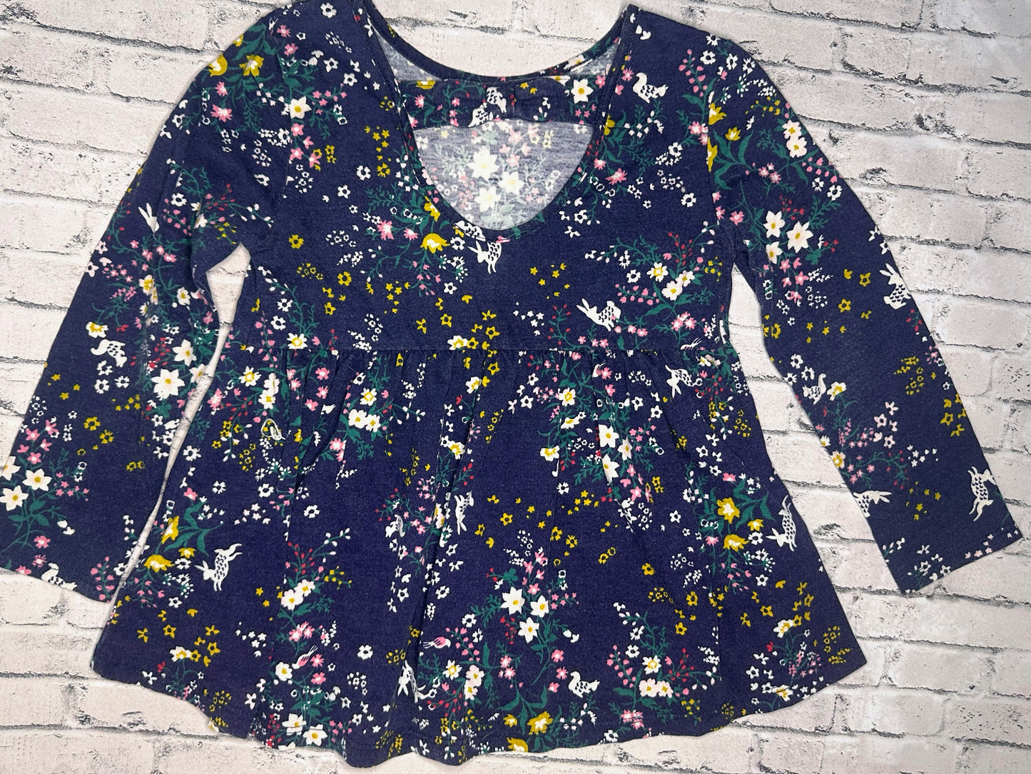 Old Navy: Navy Floral Top- 4T