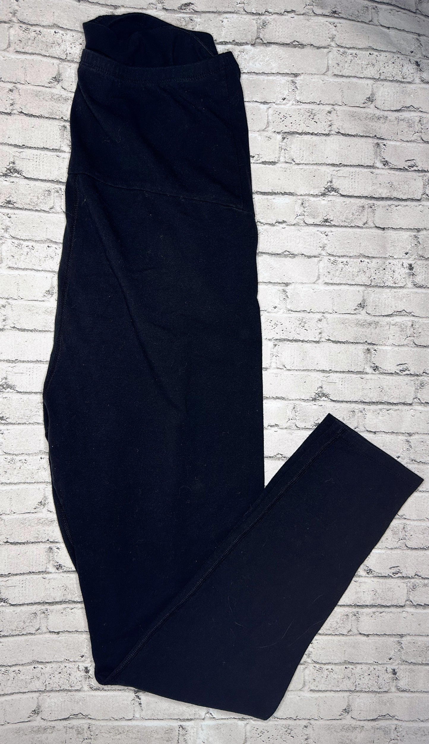 Sonoma: Black Maternity Leggings - Medium