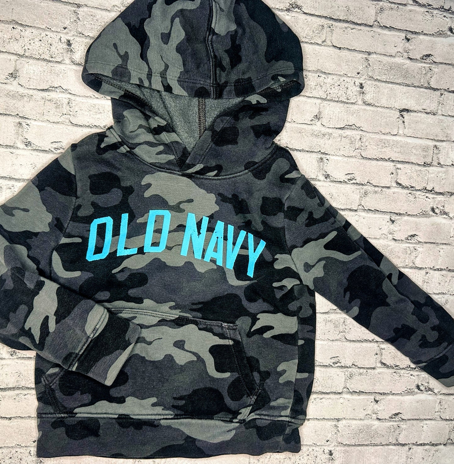 Old Navy: Gray Camo Hoodie- 2T