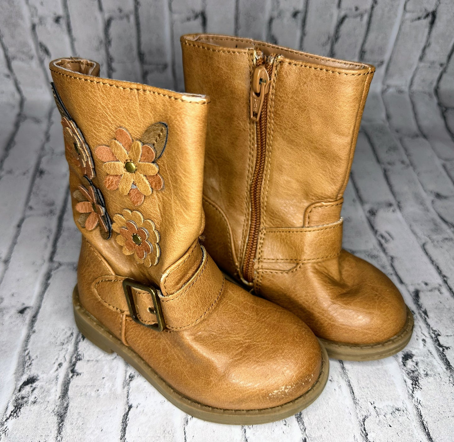 Cherokee: Tan Floral Boots- 6C