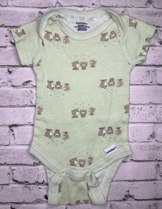 Gerber: Green Bear Bodysuit- Newborn