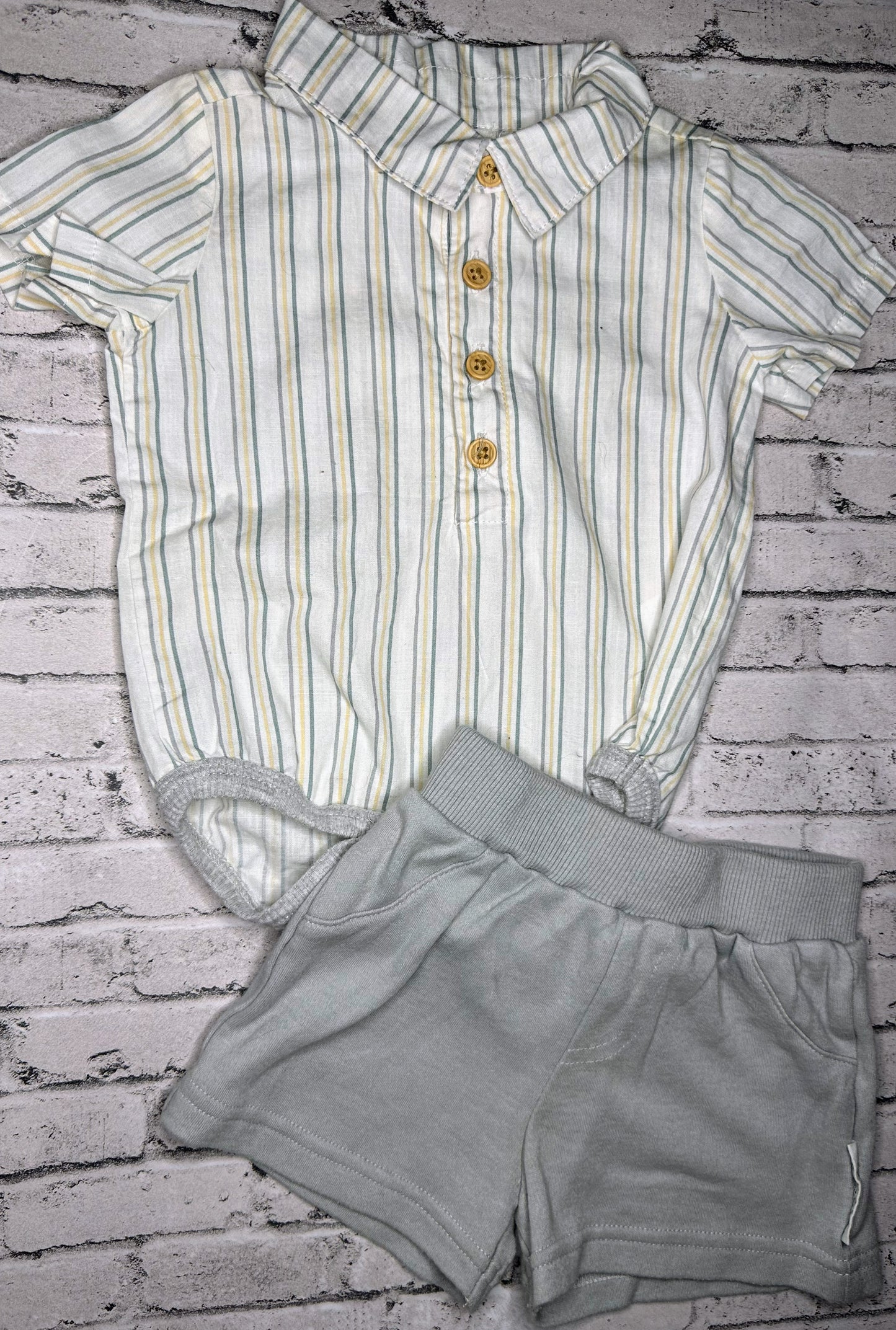 Tahari Baby: Yellow/Gray Stripe Button Set- 3/6m