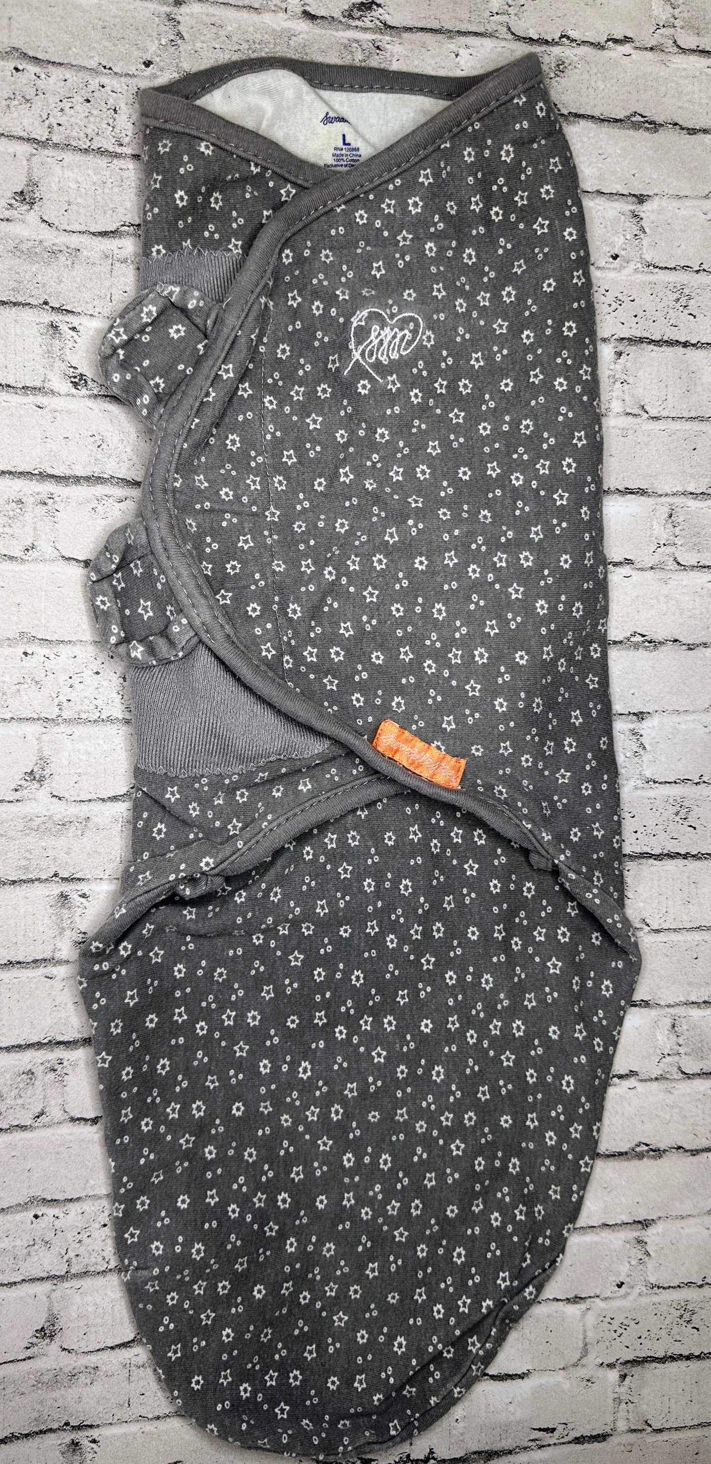 SwaddleMe: Gray Star Velcro Swaddle- Large