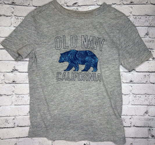 Old Navy: “California” Graphic Tee