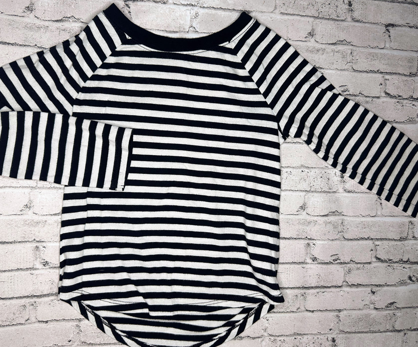 Cat & Jack: B&W Stripe Tee- 3T