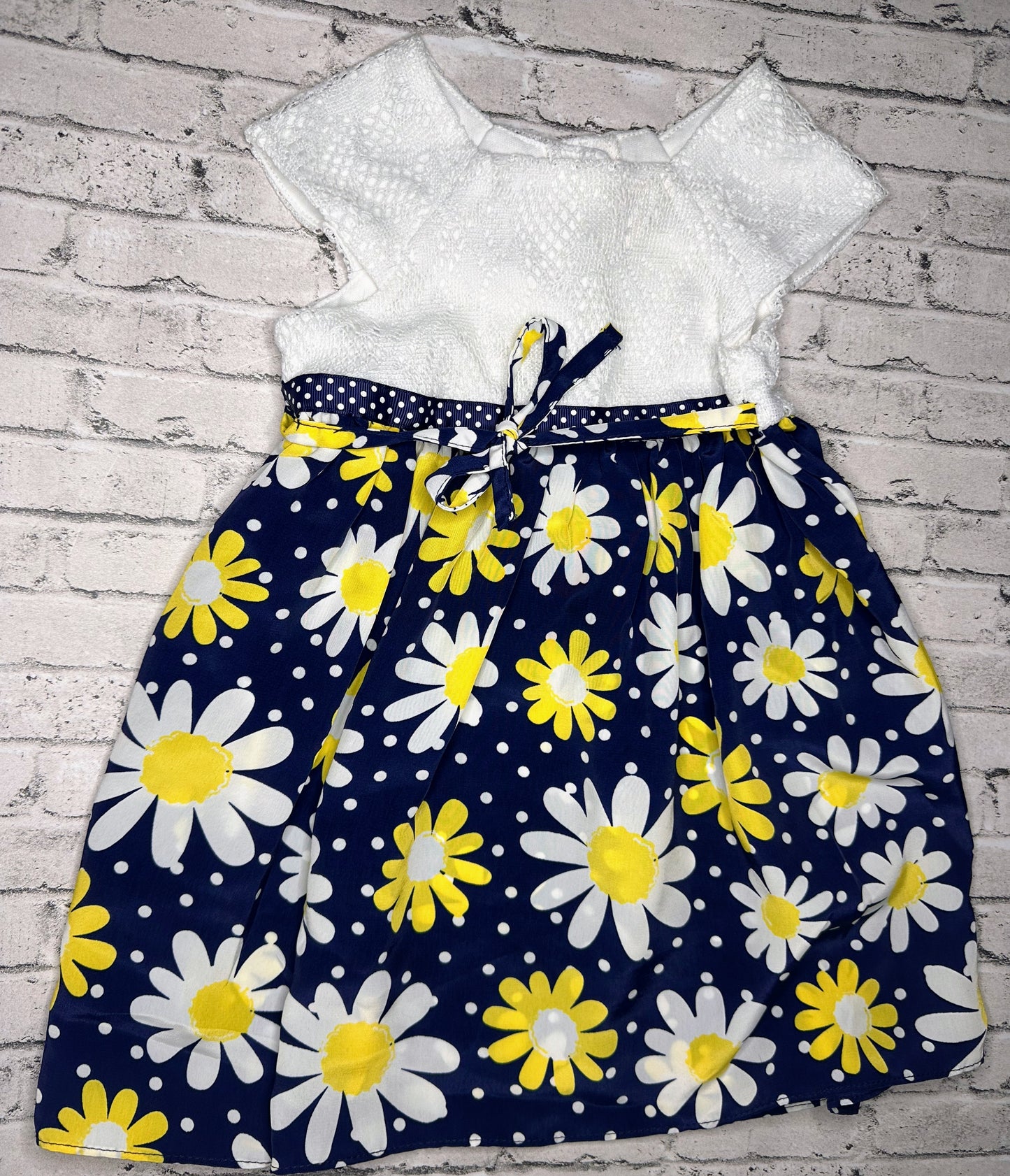 Youngland: Daisy Dress- 2T