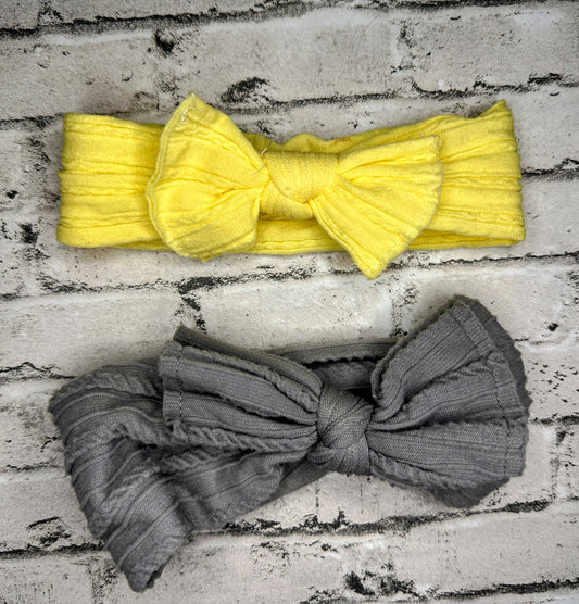 2pc Cable Knit Bow