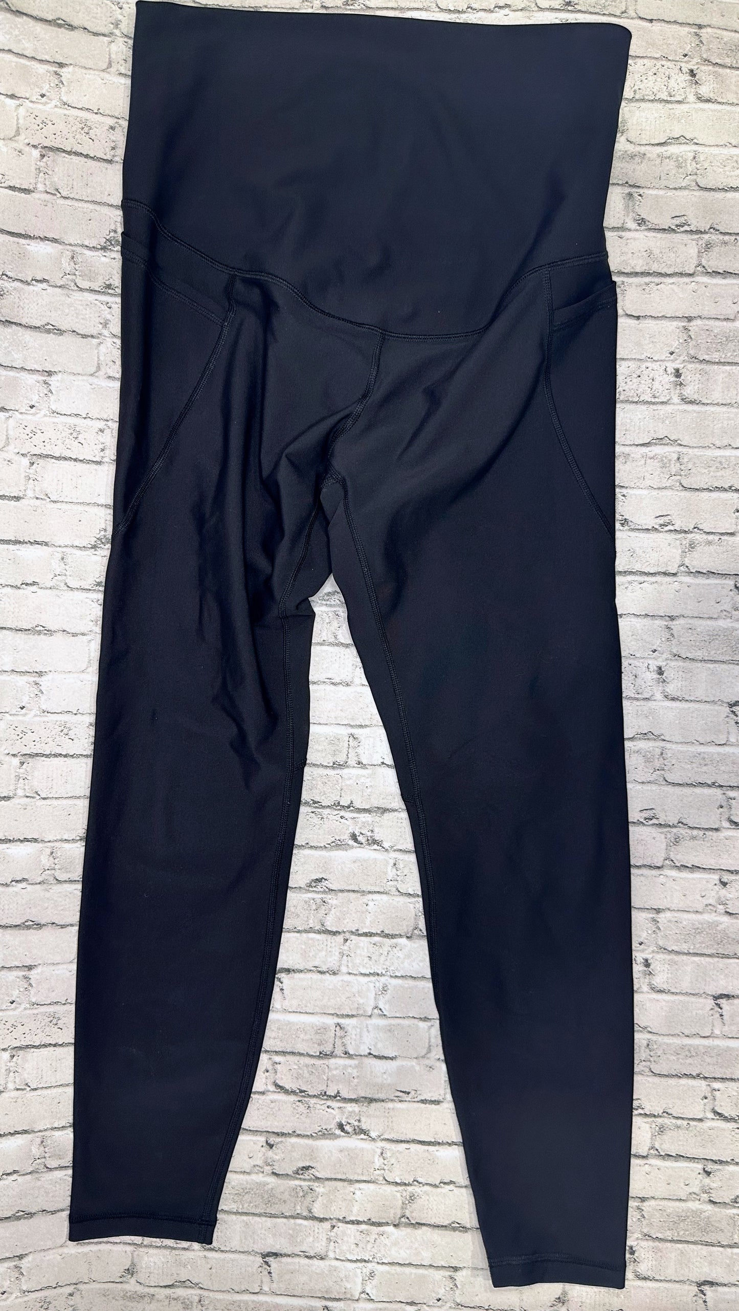 Old Navy: Black Maternity High-Rise Leggings - Medium