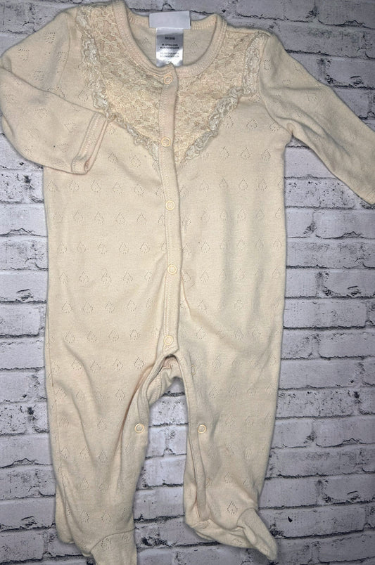 Nicole Hiller: Cream Button Sleeper- 6/9m