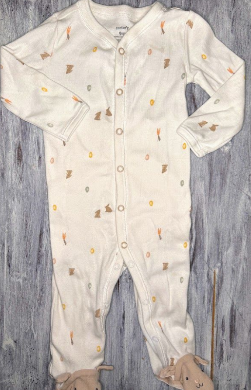 Carter's: Bunny Button Sleeper- 9m