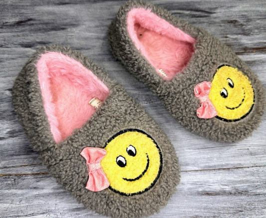 Wonder Nation: Smiley Slippers- 9/10c